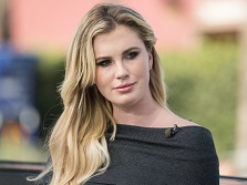 Ireland Baldwin Bio, wiki, Net worth, Tattoos, Age, Siblings, Dating, Family